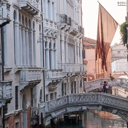 Apartmán Palazzo Soranzo Noble Floor R&r *