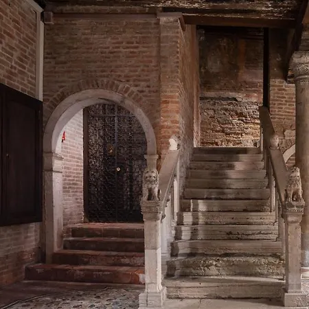 Palazzo Soranzo Noble Floor R&r ונציה